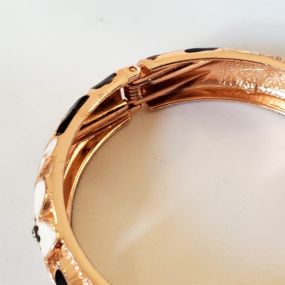 Cloisonne Hinged Signed Goldtone Floral Bangle Black & White Vintage 80s - Picture 6 of 12